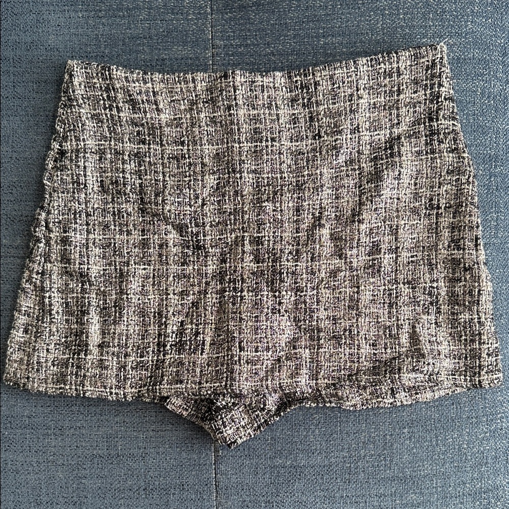 Zara Black & White Tweed High-Rise Skort